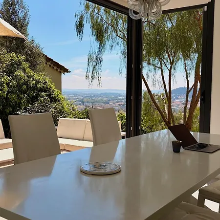 Villa 4 Chambres, Vue Et Iles D'or, Terrasse Et Plancha Hyères